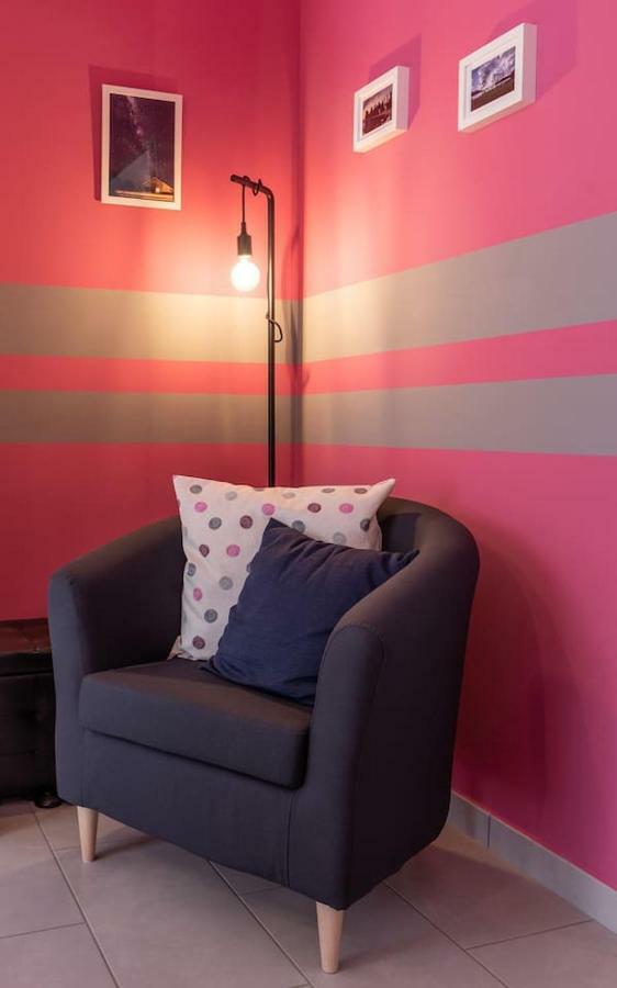 קזינו Il Sopracciglio Suites - Pink Apartment מראה חיצוני תמונה