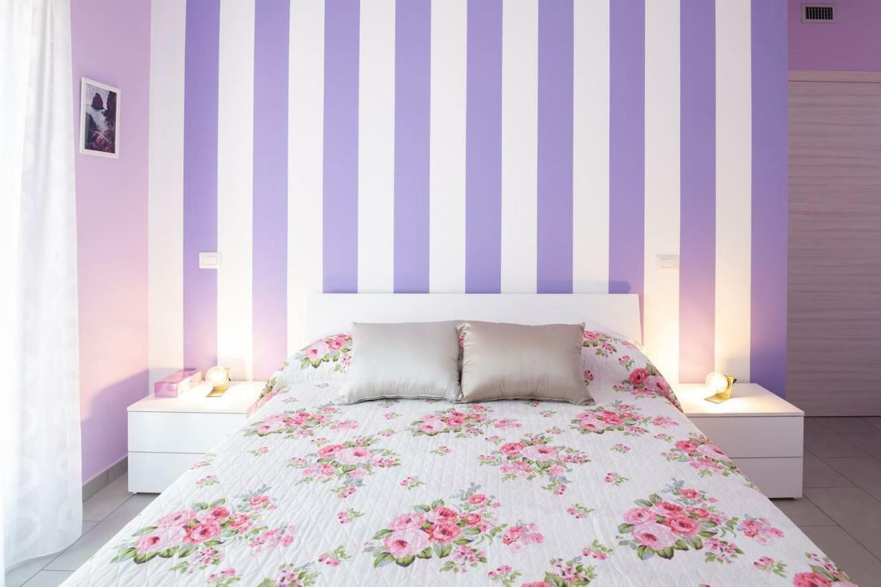 קזינו Il Sopracciglio Suites - Pink Apartment מראה חיצוני תמונה
